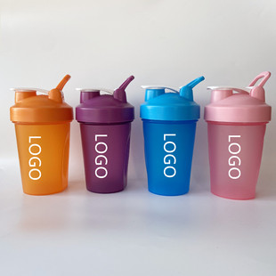 Factory Direct supply meal powder shake Cup 400ml milkshake cup with scale plastic cup portable fitness sports water Cup