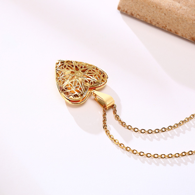 Fashion Heart Shape Titanium Steel Necklace Plating Stainless Steel Necklaces