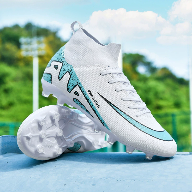 Популярные трансграничные 5-цветные детские и подростковые футбольные бутсы с длинными шипами и противоскользящей подошвой.