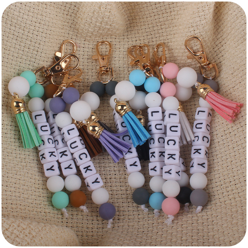 Nuevo creativo borla colgante DIY nombre llavero colgante de cuentas de silicona colgante bolsa colgante AliExpress