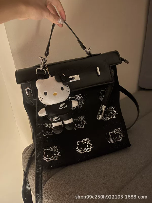 Рюкзак‑сумка (Hello Kitty), оксфорд, чёрный, с подвеской, 30/32 см