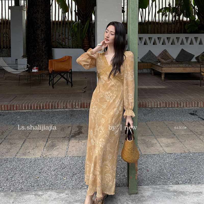 Ls French-Style Elegant Vacation-Style V-Neck Floral Dress Guangzhou Shisanxing 2026 Spring New Dress for Women 61503 # Ls French-Style Elegant Vacation-Style V-Neck Floral Dress Guangzhou Shisanxing 2026 Spring New Dress for Women 61503 #
