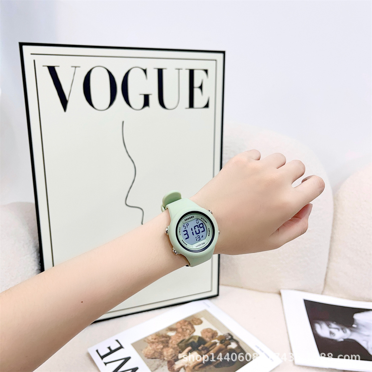 Nuevo reloj estudiante reloj electrónico tendencia juvenil multi-funcional Universal deportes silicona reloj electrónico ventas directas de la fábrica