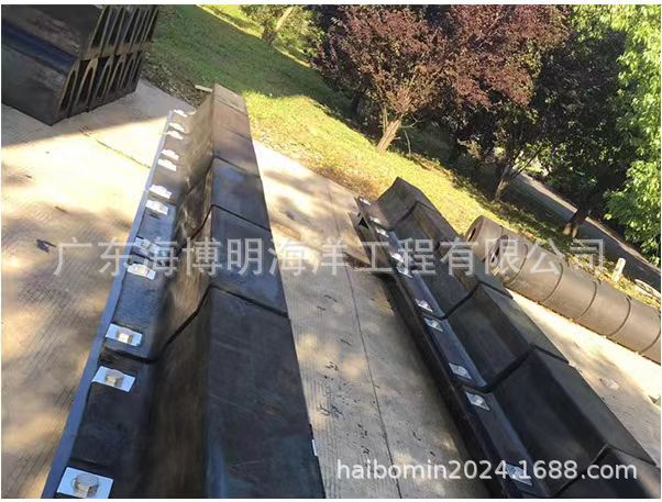 DA型橡胶护舷01
