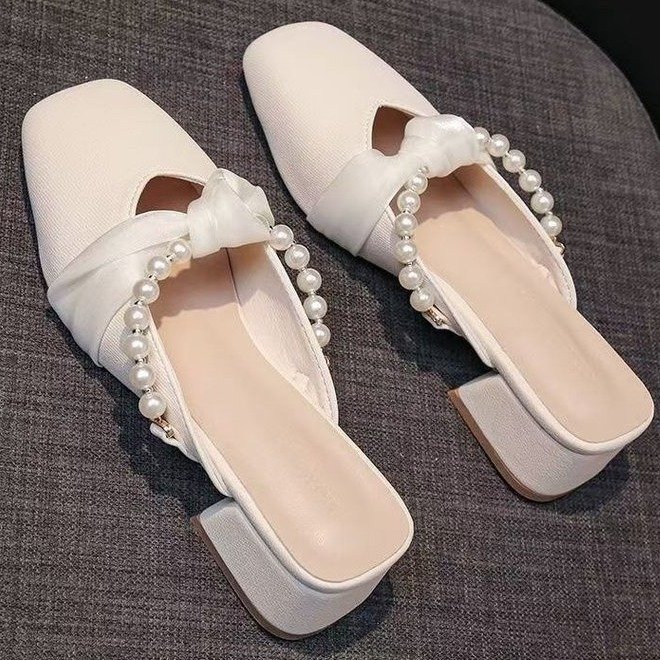 Soft Leather Women's Half-Slippers Sandals French Style 2025 Pearl Closed-Toe New Spring and Summer Fairy High-Heeled Slippers for Lazy People to Wear Outside
