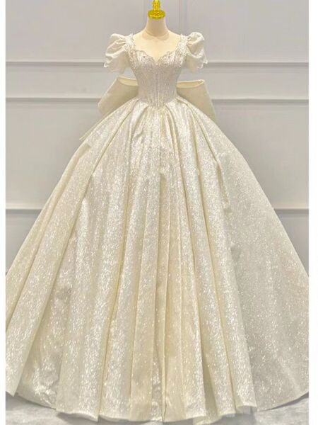 Retro bag for bride