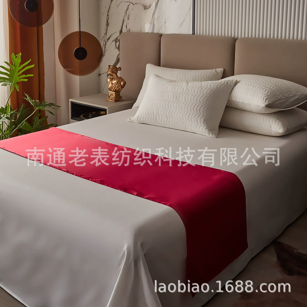 老表跨境外贸厂家供货亚马逊床上用品圣诞烫金石纹色丁床旗床尾巾