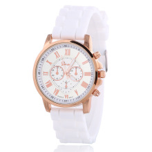 假三眼双层面女士皮带手表日内瓦石英表皮带时尚女款女表刻度手表