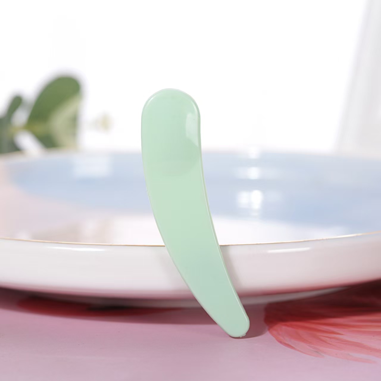 Embalaje cosmético herramienta de embalaje pasta crema cuchara recoger palo Crescent pala crema cuchara pequeña máscara palo cuchara