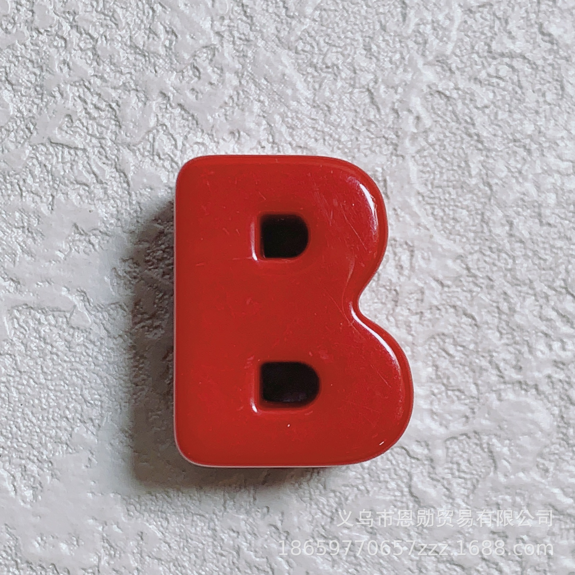 B (Red)