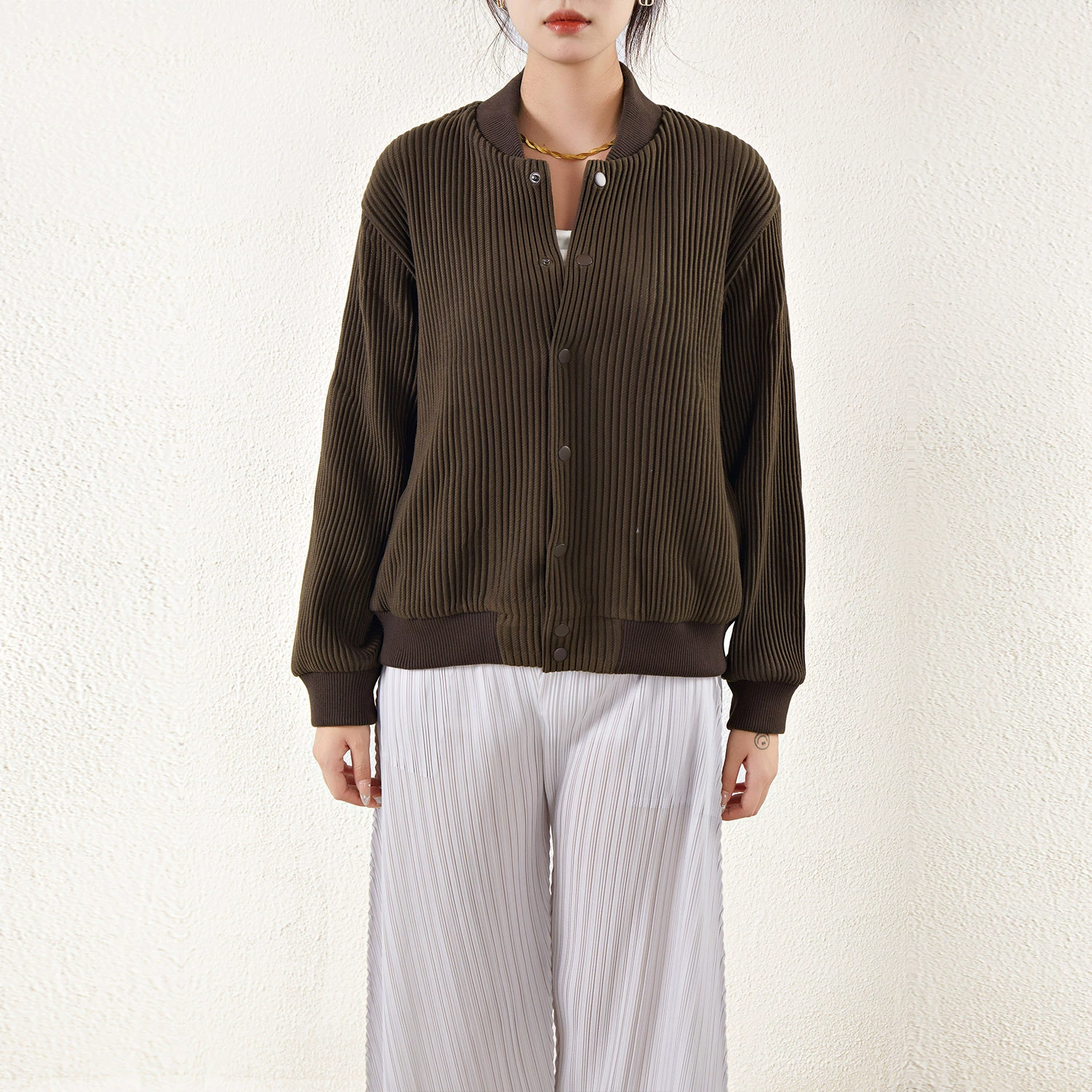Baseball uniform, short jacket for leisure, loose fit