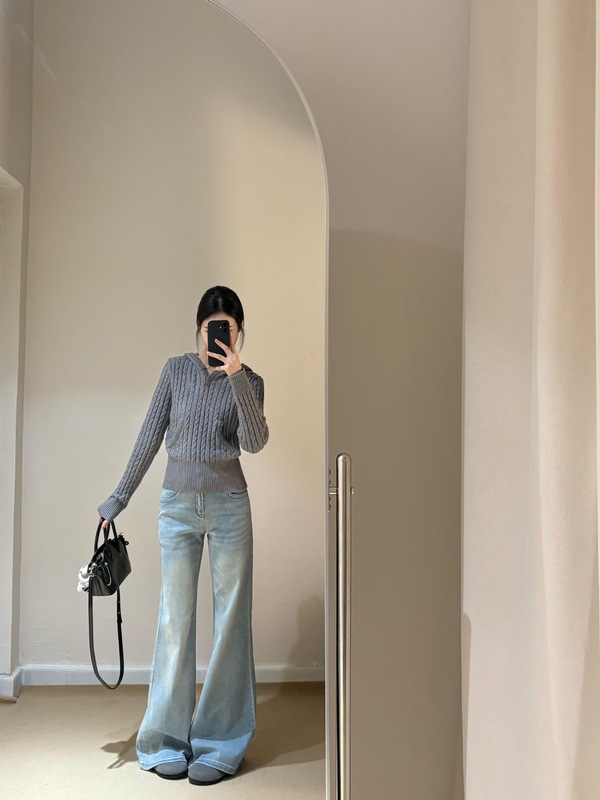 灰色连帽麻花毛衣女2025新款早秋冬季高级感慵懒风修身针织衫上衣|undefined