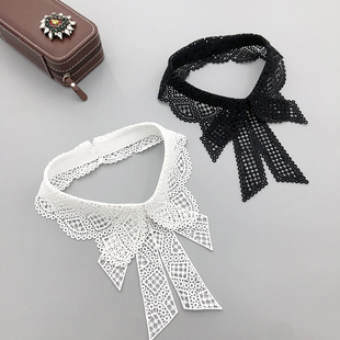 1 Piece Black and White Water Soluble Hollow Embroidery with Bow False Collar Holiday Casual Fashion All-match Decorative Single Collar Women