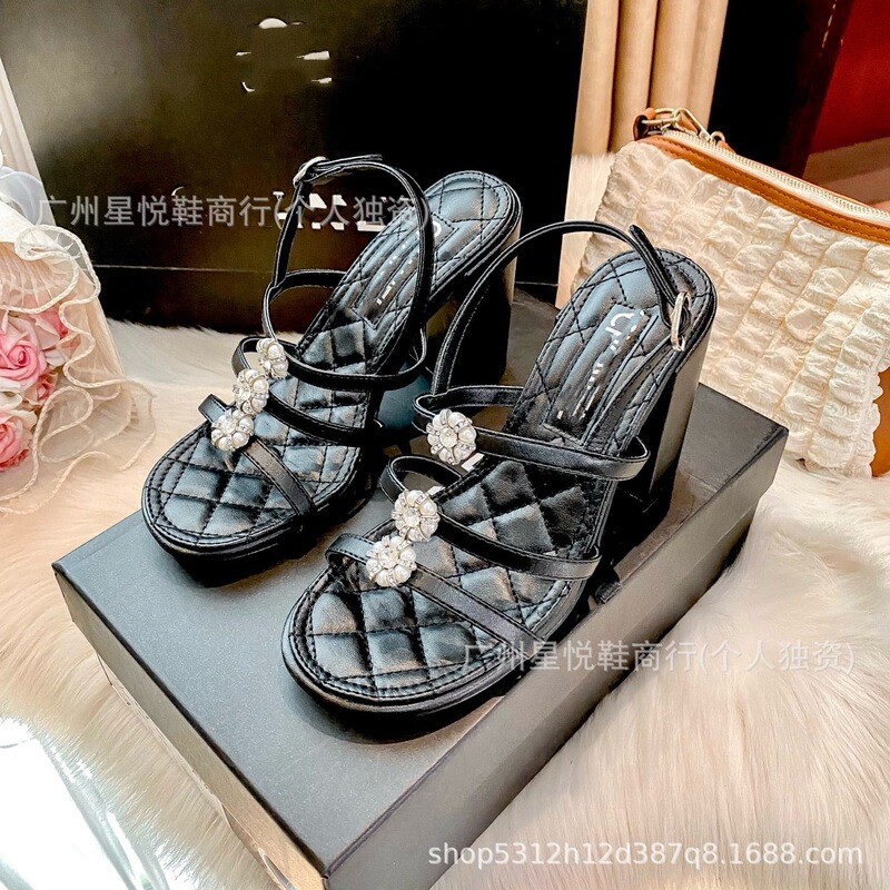 26 Xiaoxingfeng Chunky High-Heeled Sandals with One-Strap Buckle, Pearl Buckle Open-Toe High-Heeled Sandals, Cute, Sexy, and Cool for Summer 26 Xiaoxingfeng Chunky High-Heeled Sandals with One-Strap Buckle, Pearl Buckle Open-Toe High-Heeled Sandals, Cute, Sexy, and Cool for Summer