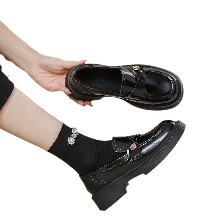 Zapatos de Lefour de suela suave para mujeres 2024 primavera nueva moda de monedas de oro zapatos británicos de suela gruesa zapatos de cuero pequeños
