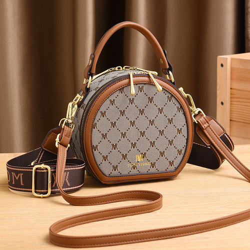 Small bag women's crossbody bag 2024 new style large capacity single shoulder crossbody bag small round bag for women one-piece drop shipping