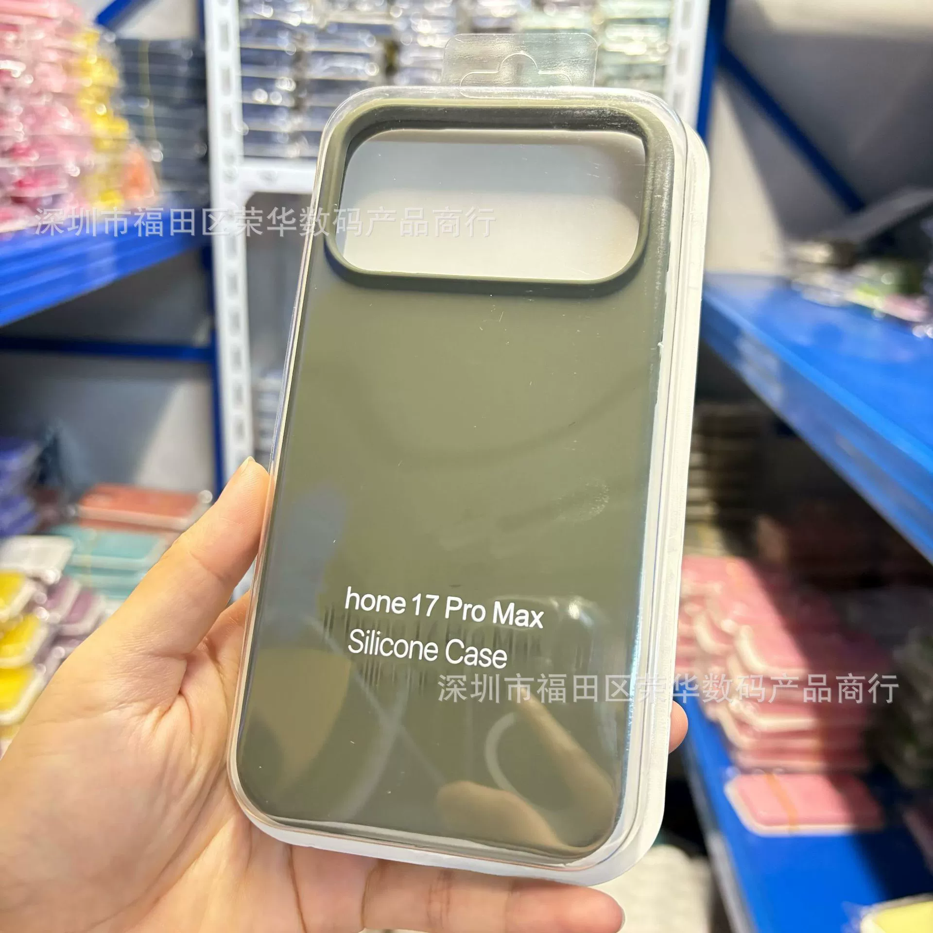 Чехол для телефона Apple iPhone17/iPhone17 Pro/iPhone17 Pro Max — жидкий силикон, кнопка камеры, защита от падений
