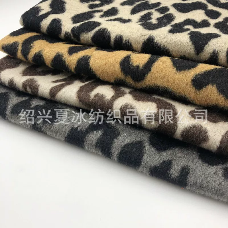 Woolen cloth, coat for men and women, bag, (Physicals)