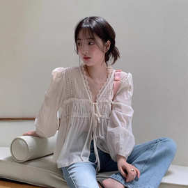 韩国chic秋季甜美气质V领褶皱宽松百搭拼接木耳边系带长袖衬衫女