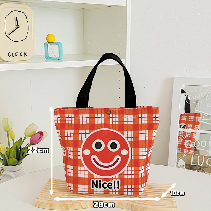 Nice red [double-sided pattern + snap button]