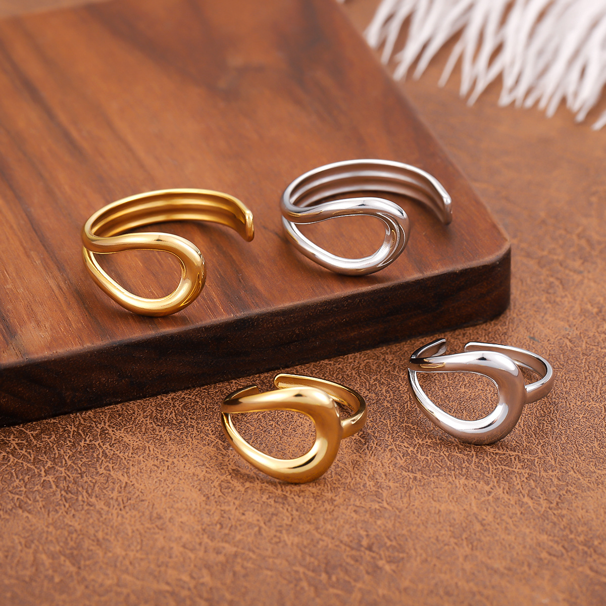 Simple Mature Men's Ring In Hypoallergenic Titanium Steel_voghion.com