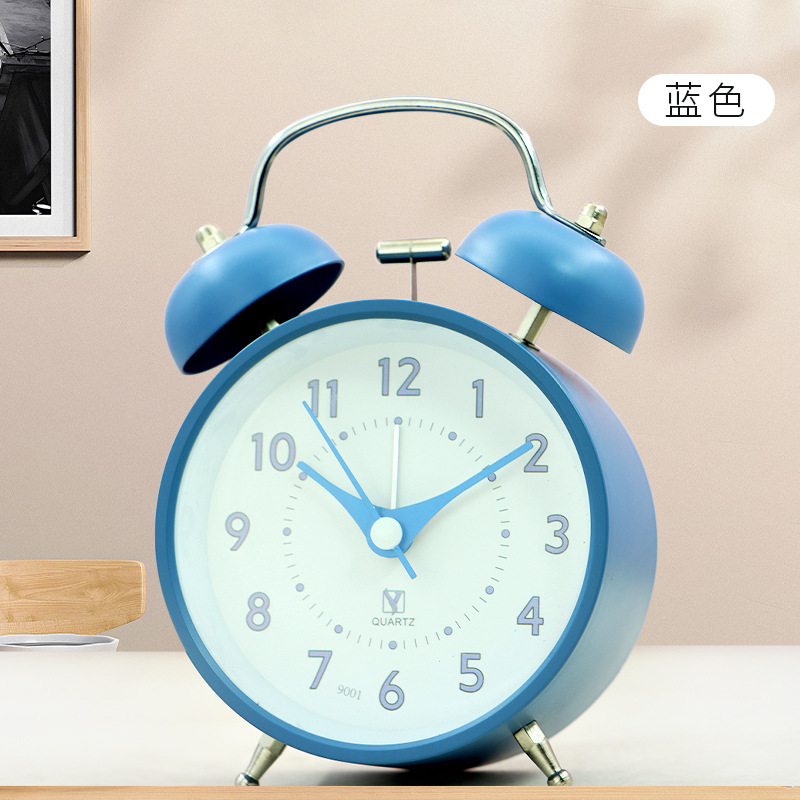 Reloj simple para estudiantes con dormitorio perezoso levantarse de la cama super alto reloj de asiento de metal nuevo silencioso caminando reloj despertador de luz nocturna