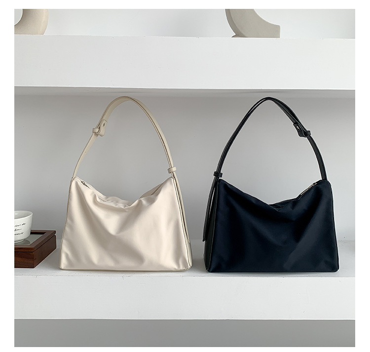 Borsa a tracolla in nylon da donna versatile e di grande capacità, da tenere a mano, alla moda, casual, coreana, Instagram_voghion.com