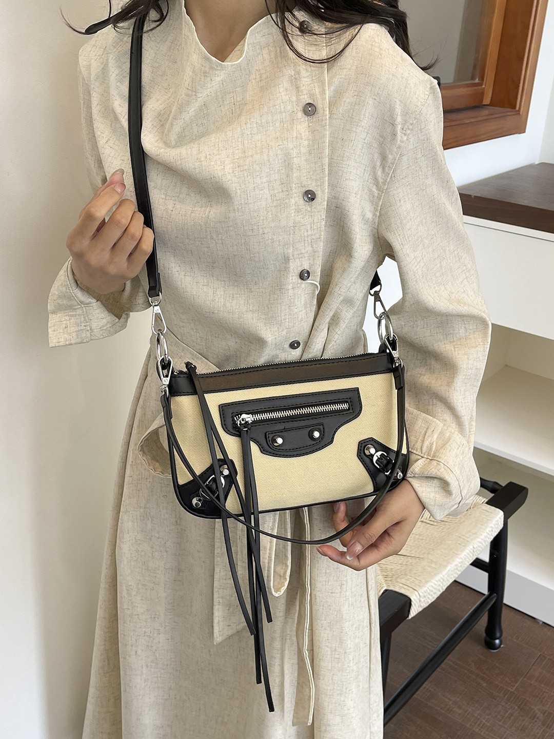 Bolso de mujer 2026 nueva moda transfronteriza bolso de color pequeño bolso de brazo nicho bolso de textura alta de hombro mochila