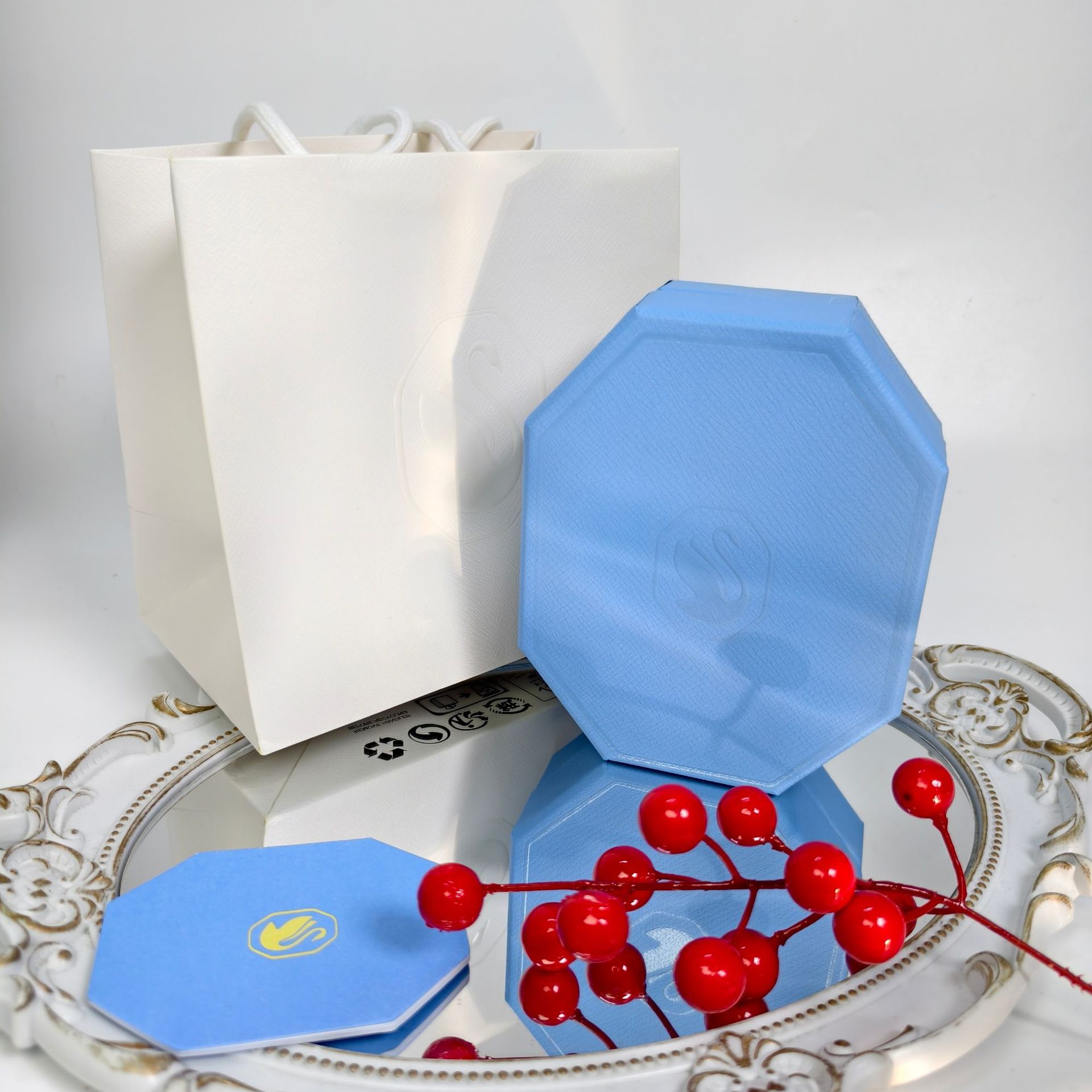 施华洛新款八边蓝色项链包装盒施家浅蓝色手镯吊坠礼盒厂家直销