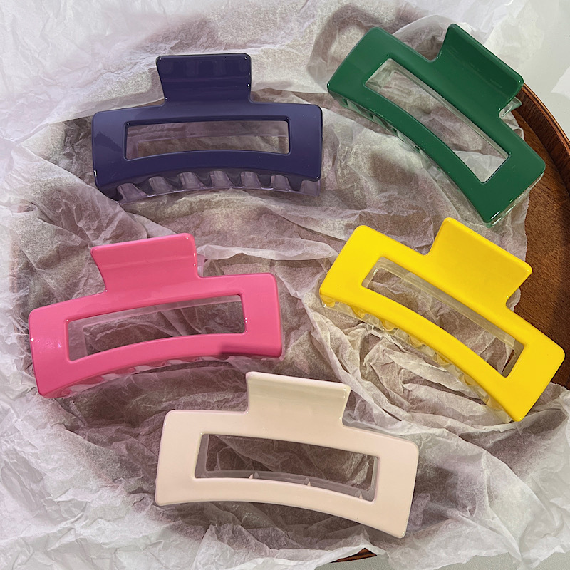 Resin Material Geometric Pattern Korean Style Frozen Color Resin Shark Clip Large Geometric Hollow Hair Clips Headdress