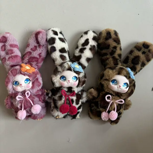 Factory wholesale cute vinyl bunny doll pendant plush toy figure backpack decoration keychain
