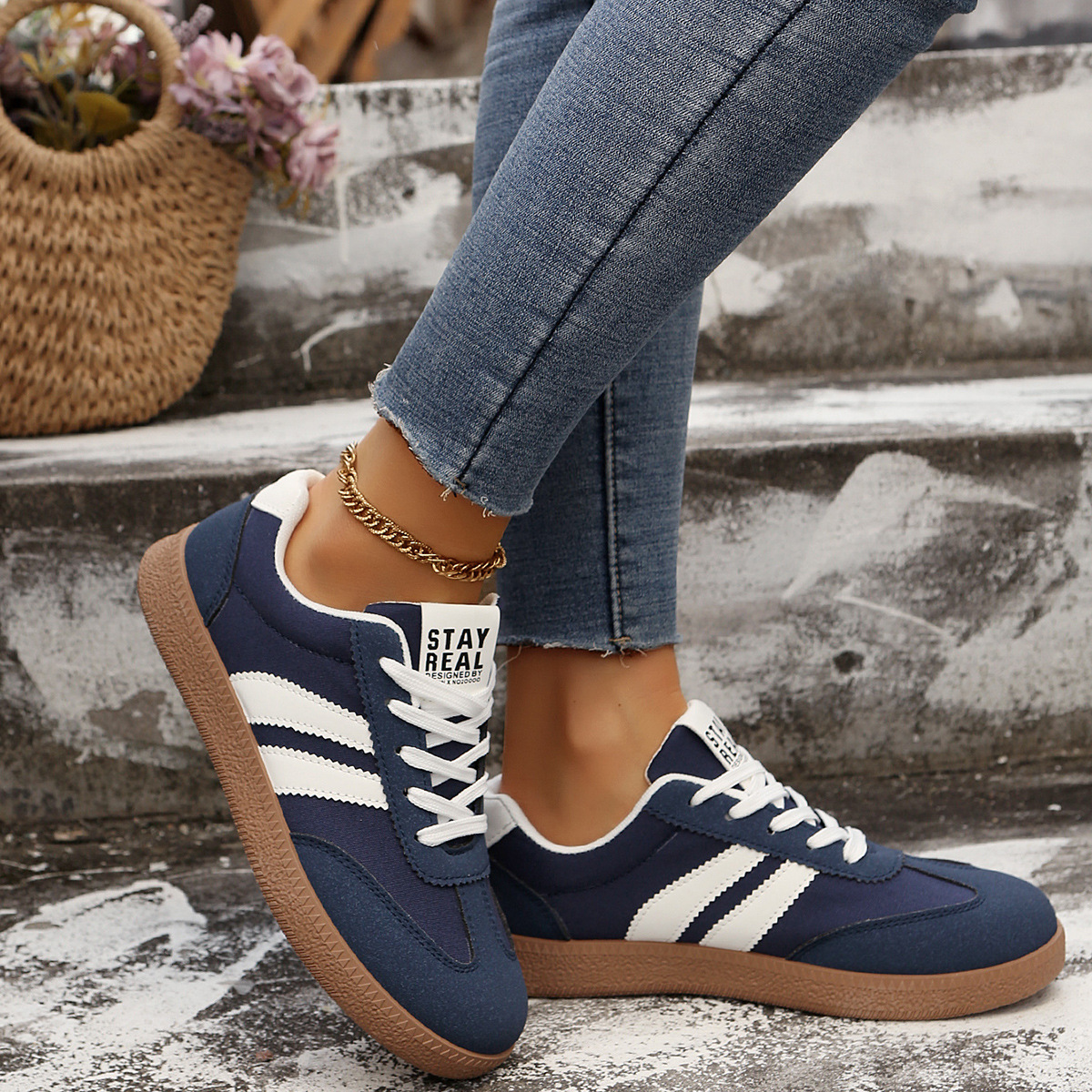 2026 primavera y otoño nuevos zapatos deportivos casuales para mujeres transfronterizos de tamaño grande retro zapatos de entrenamiento alemán zapatos de skate para mujeres transfronterizos europeos y estadounidenses