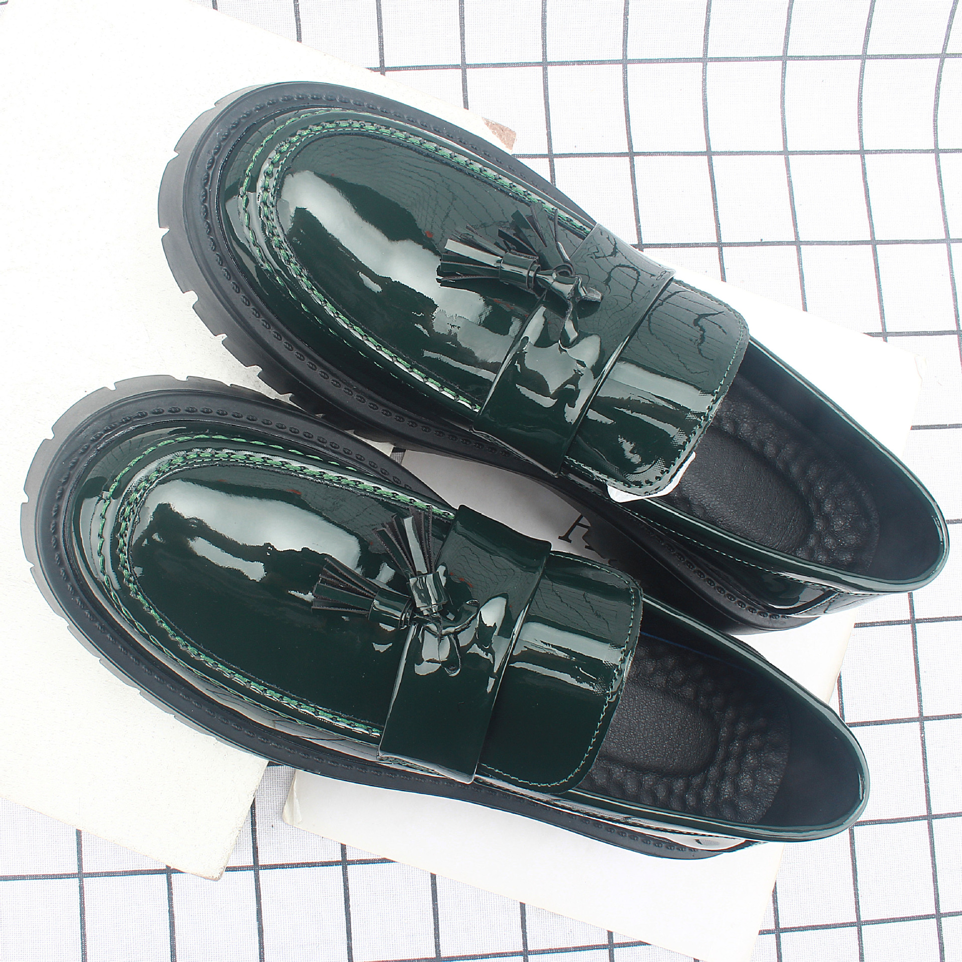 Ӣ�׷�����Ͱ�Ƥѥʱ�аٴ��ļ���Ь����������2025�¿� 88606