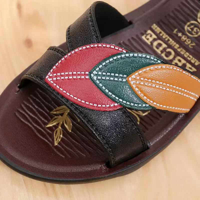 Summer non-slip comfortable sandals, soft sole, for middle age