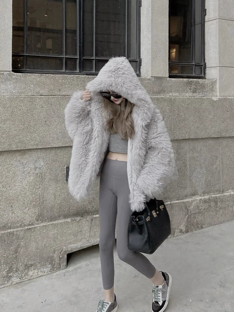 Ту Cant Hooded Short Fur Coat for Women, Thickened Lamb Wool, Autumn–Winter Street Style