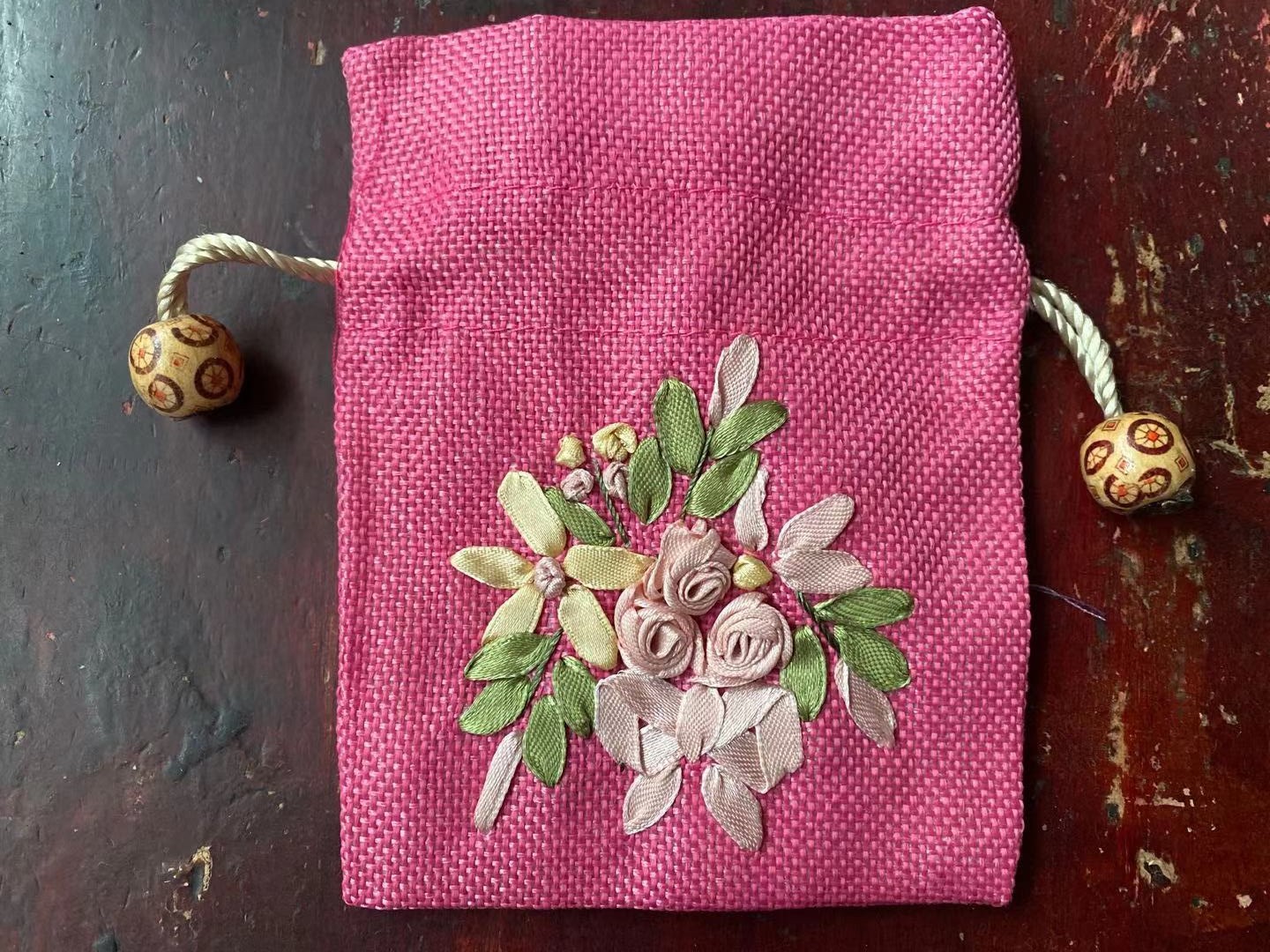 麻布丝带绣花抽包 婚礼 香袋 木珠