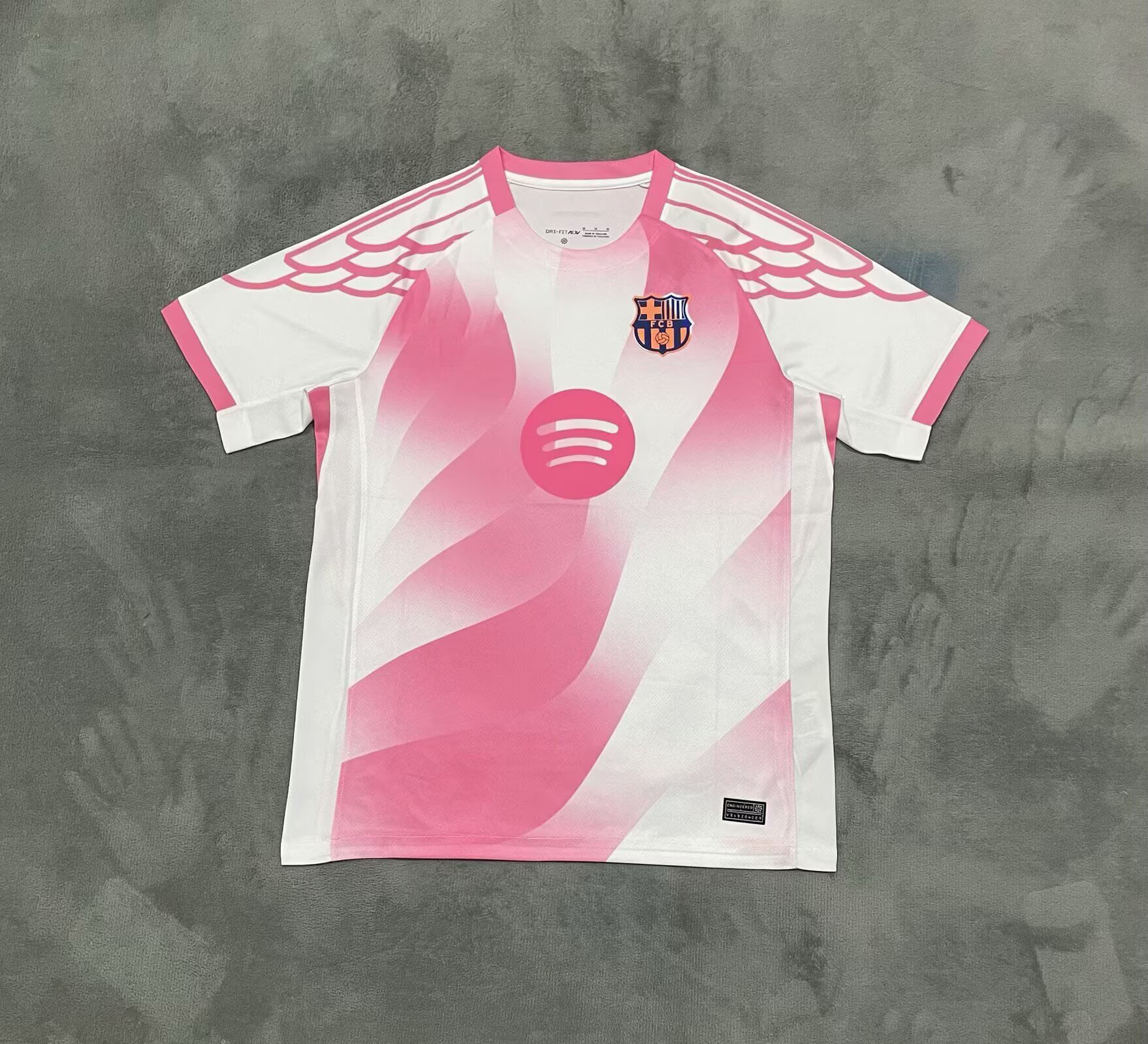 25-26 Fabricante especial de ropa de fútbol venta directa de una camiseta de malla camiseta de mangas cortas ropa de fútbol deportiva