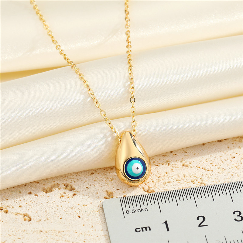 Européenne Croix-frontière Vendu Bijoux Vintage Goutte D'eau En Métal Pendentif Oeil De Diable Collier Simple Blue Eye Clavicule Chaîne display picture 1