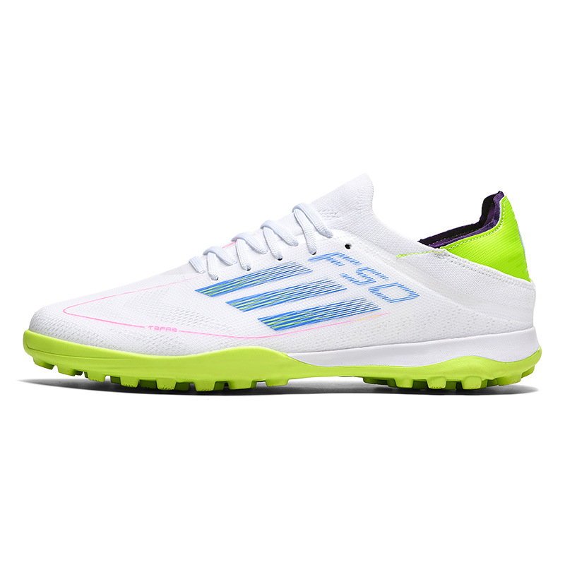 Nuevos zapatos de fútbol transfronterizos de 2025 hombres y mujeres jóvenes clavos largos zapatos deportivos de entrenamiento de cuatro colores