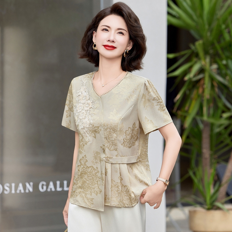 Dropshipping Summer Short-Sleeve Tops for Moms Aged 40-50, Stylish Women's Shirts, Summer Short-Sleeve T-Shirts