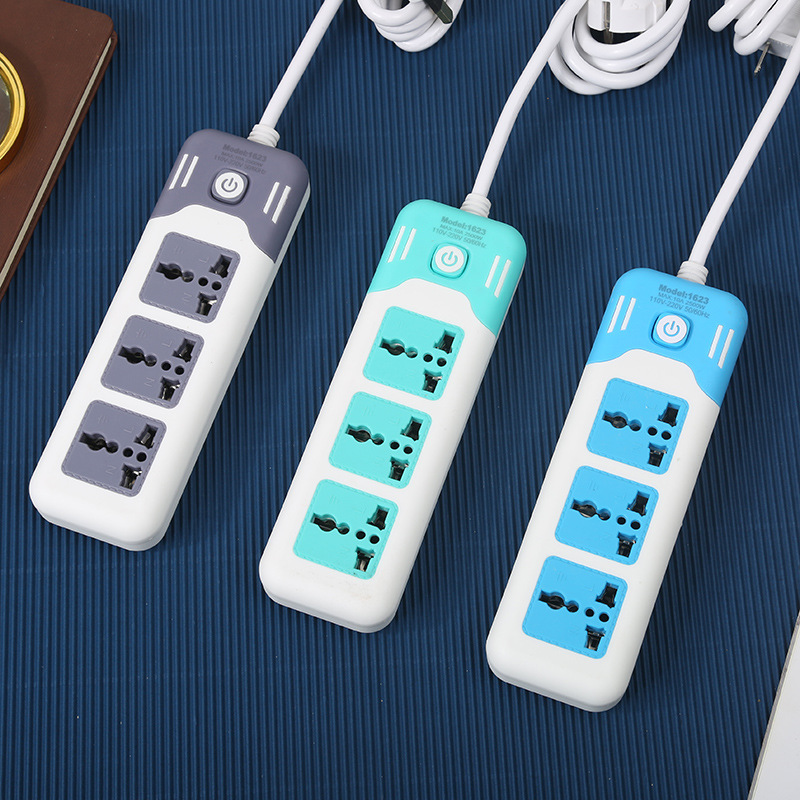 义乌外贸直销插排三位插孔彩色袋子包装美欧英标插板肯尼亚印尼