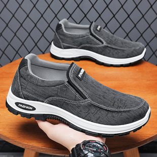 New Autumn Slip-On Walking Shoes for Middle-Aged and Elderly Men, Shallow Old Beijing Cloth Shoes, Wholesale Men's Shoes for Export