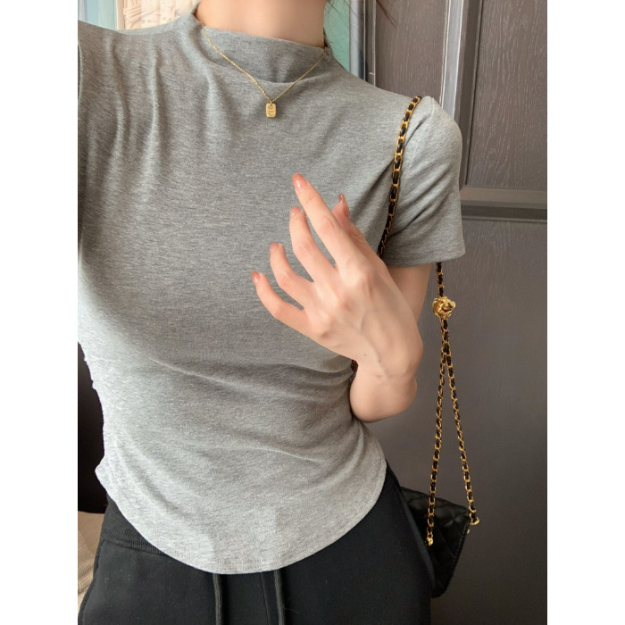 회색