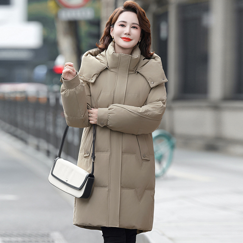 大品牌中长款绒服女2024冬季新款中年妈妈洋气宽松显瘦白鸭绒外套