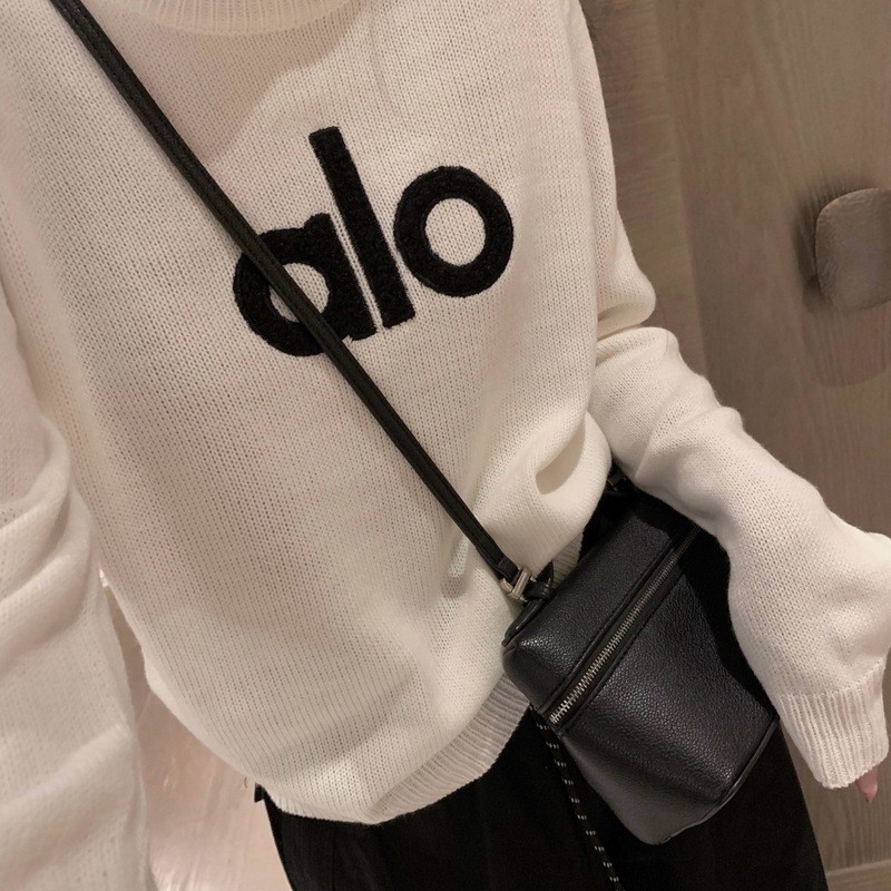 现货ALO圆领女士毛衣植绒字母针织衫时尚潮流秋冬长袖外套百搭款|undefined