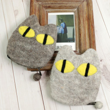 ins风可爱羊毛毡零钱包神秘猫大眼睛卡包手拿包手工怪诞呆萌包