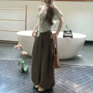 Xxiiuuu【现货】温柔修身刺绣鱼骨一字肩上衣女夏季气质上衣
