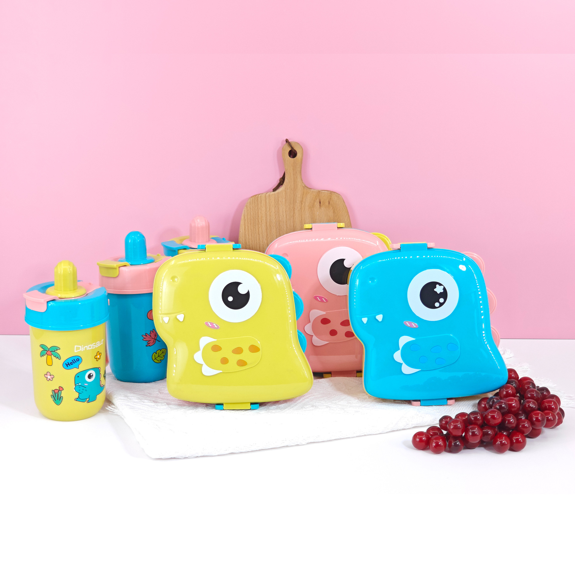 JINGMAO venta caliente caja de almuerzo de dibujos animados kettle set estudiantes niños lindos caja de almuerzo de almuerzo bebida directa taza de agua de paja