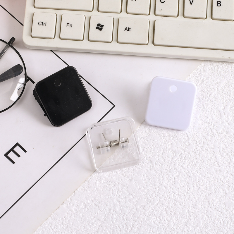 Fabricantes al por mayor acrílico cuadrado clips pequeños materiales de aprendizaje de oficina simple papel de prueba de clasificación de clips de plástico