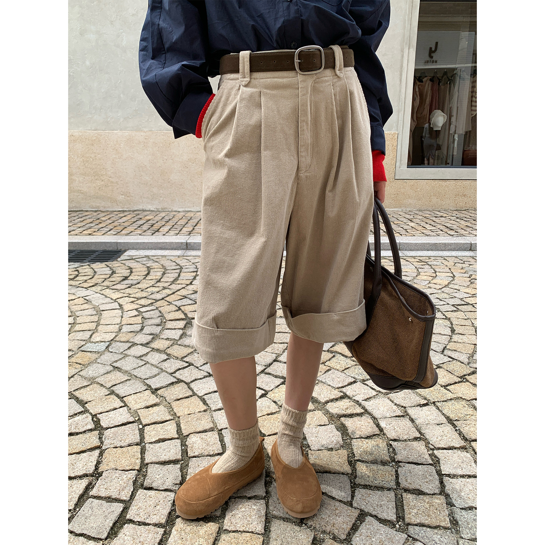 NEIHE内赫2025年复古灯芯绒卷边五分直筒休闲短裤女秋季257336